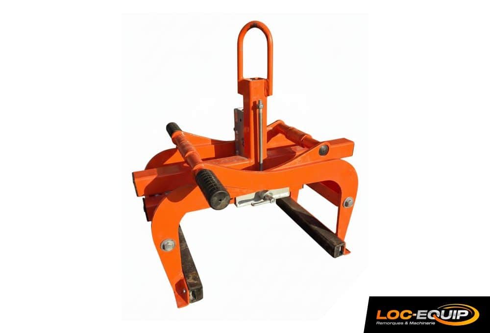 Pince à pavé - Paving pliers in Laval